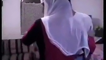 Arab Aunty Gets Satisfied By Young Guys