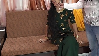 O Casamento Muçulmano De Priya Se Transforma Em Uma Aventura Selvagem De Trem Anal