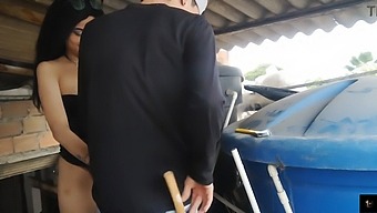 A Plumber Has Sex With His Stepdaughter'S Partner While Leaving The Residence (Part 1)