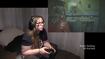 Oglądaj, Jak Striptiz Drażni I Bawi Się Poprzez Resident Evil 2.