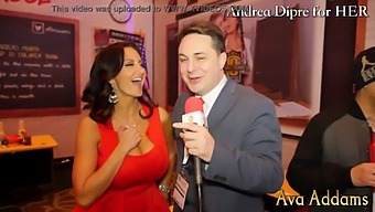 Ava Addams Se Răsfăț Într-O Joacă Solo Cu Sânii Ei Pentru Andrea Diprè