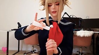 Himiko Toga Yang Lapar Dari My Hero Academia Menikmati Diliwat Dan Dilimpahi Air Mani Di Wajah Cantiknya